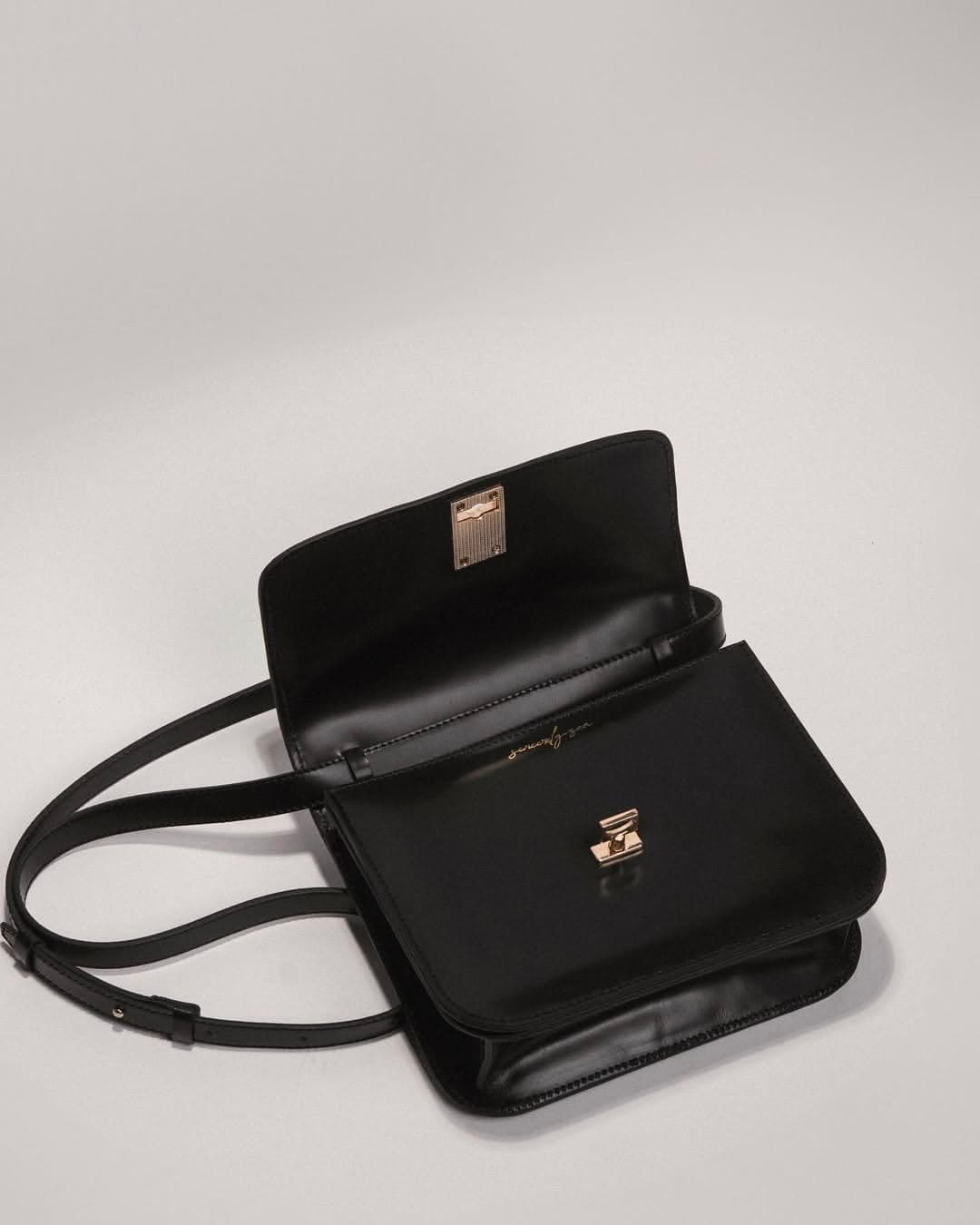 HydraGlow Vitamin C Serum